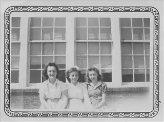 small_merlene webster a 2017-196.webp